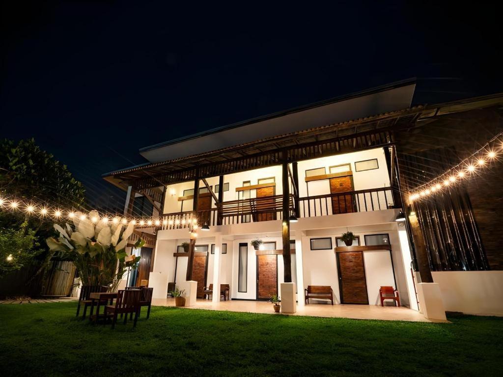 Croissant Hotel And Cafe Chiang Rai Exterior foto
